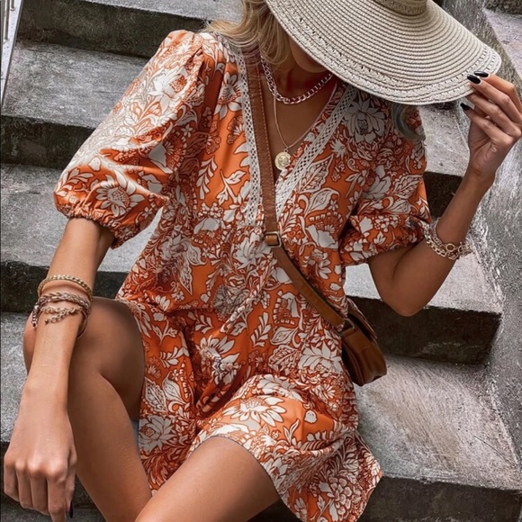 Boho floral lace contrast smock dress - Picture 5 of 7